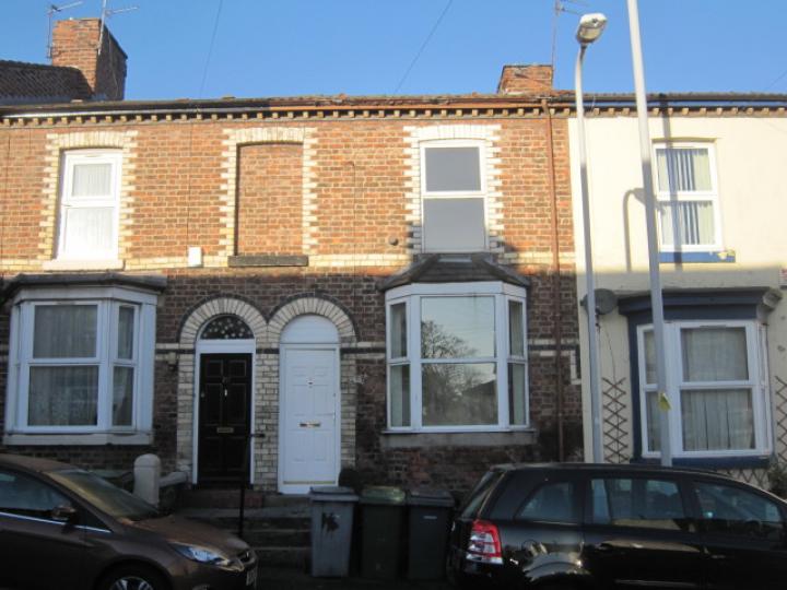 68 RODNEY STREET, BIRKENHEAD CH41 2SB Smith and Sons